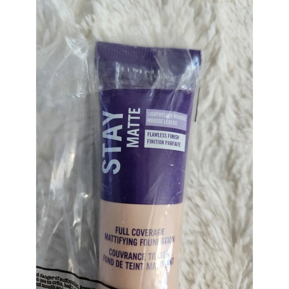 Rimmel London Stay‎ Matte Liquid Mousse - 091 Light Ivory - Foundation